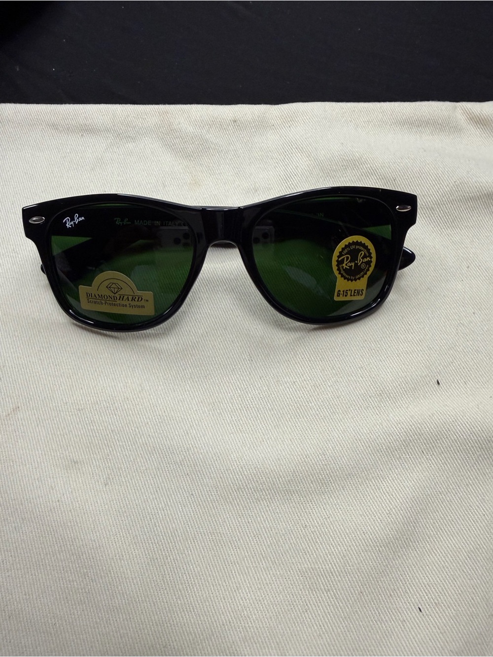Ray-Ban Black Frame Green Lens Wayfarer Sunglasses